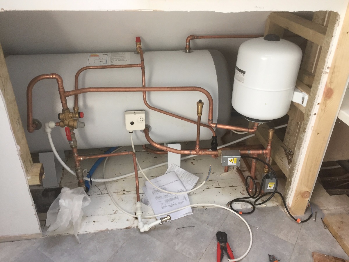 Heating Engineer: Image 2